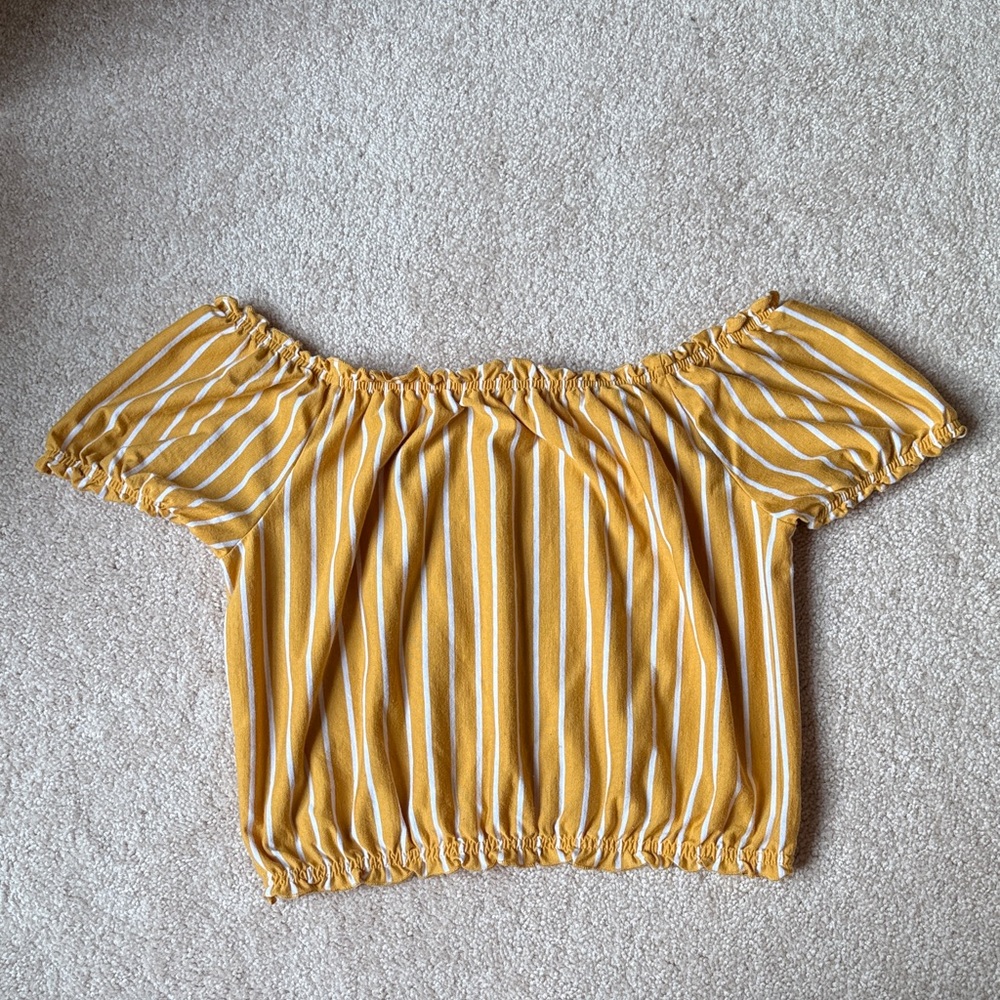 American Eagle Outfitters - Women’s Small Yellow Striped Crop Top